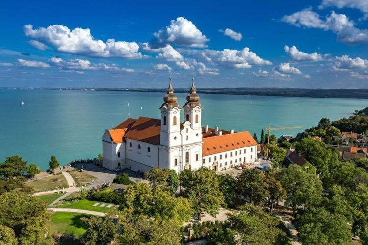 NGM: februárban is dübörgött a hazai turizmus, több mint 1 millió vendég érkezett a magyarországi szállashelyekre