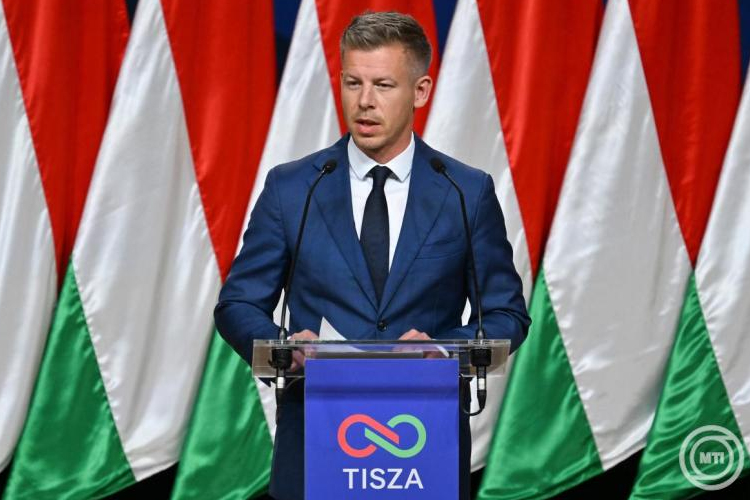 Magyar Péter: a magyar emberek történelmet írtak