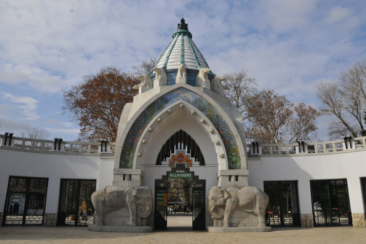 Jótékonysági adománygyűjtéssel és programokkal ünnepli 158. születésnapját a Fővárosi Állatkert