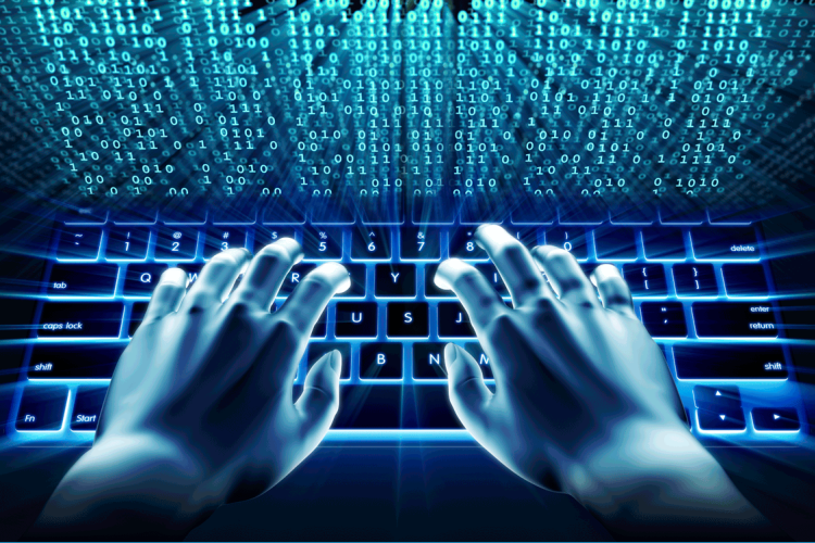 Ötből három internetező találkozott már kibertámadással