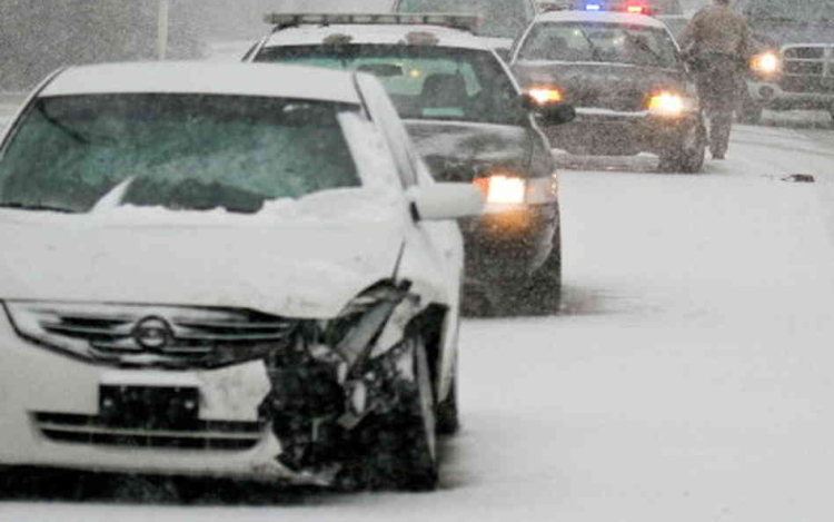 Harmadik napja tombol a hóvihar Ukrajnában, több mint 600 település áram nélkül